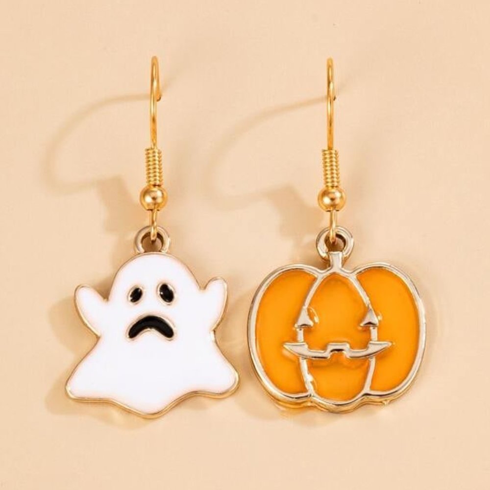 Halloween Ghost Charm Mismatched Drop Earrings New - Picture 2 of 2
